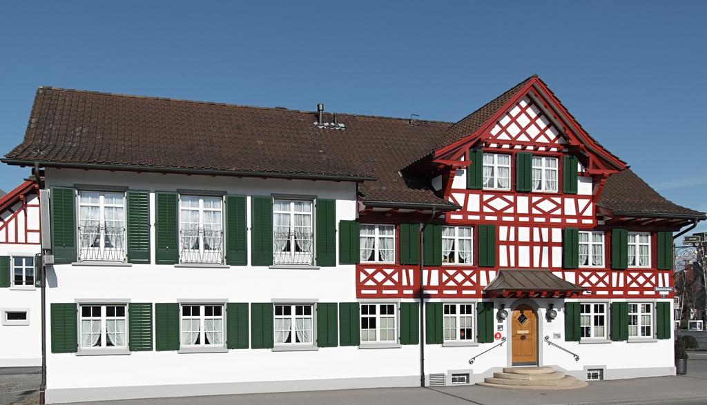 Gasthof Eisenbahn Weinfelden Exteriör bild